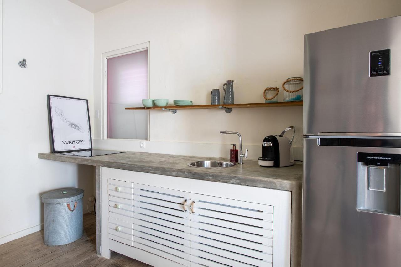 Wynwood Boutique Hotel Виллемстад Экстерьер фото