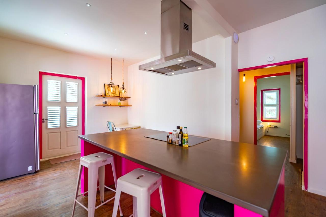 Wynwood Boutique Hotel Виллемстад Экстерьер фото
