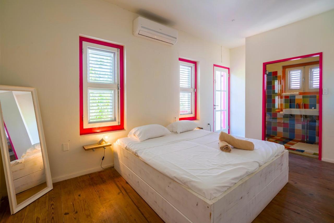 Wynwood Boutique Hotel Виллемстад Экстерьер фото