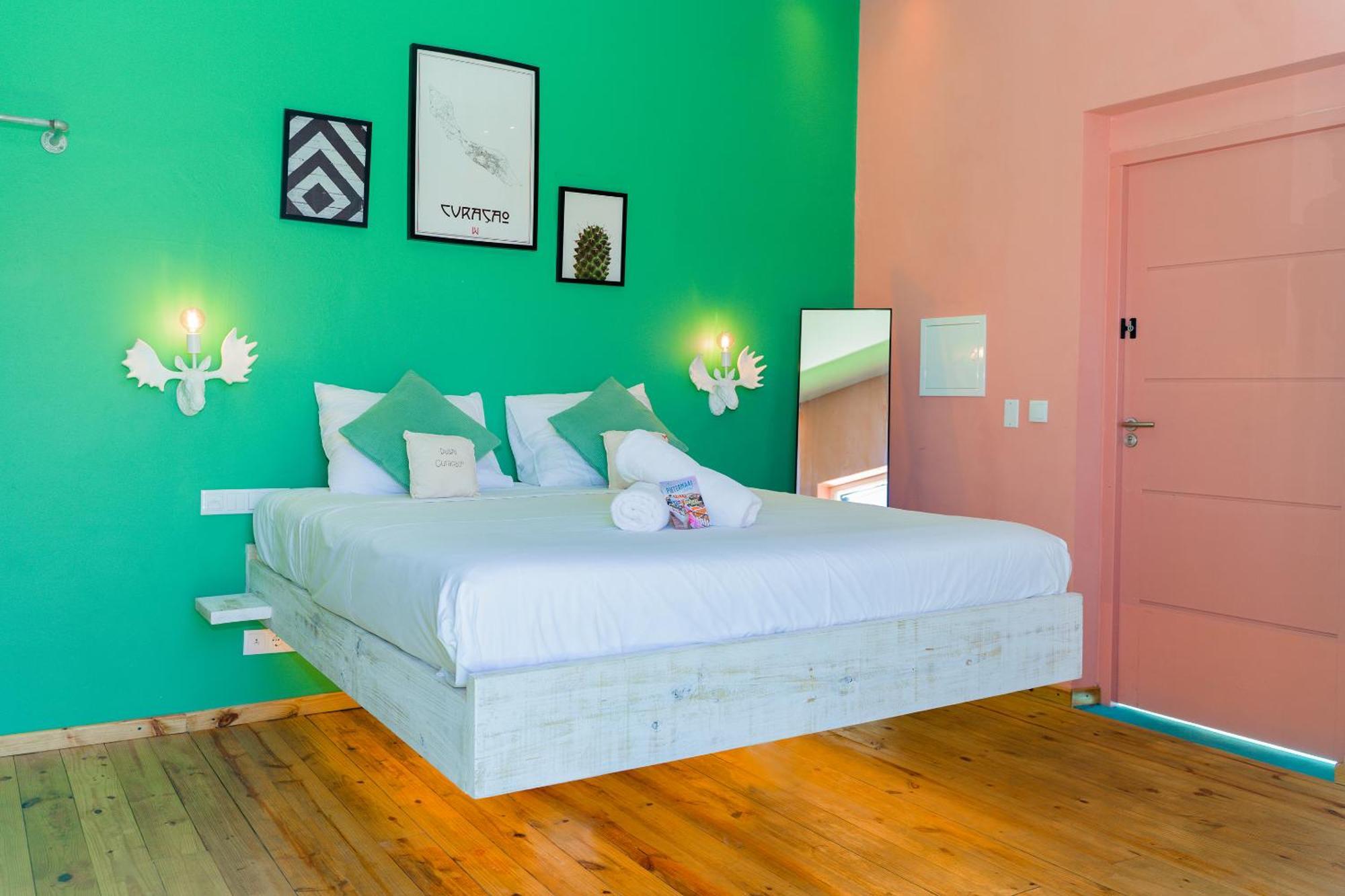 Wynwood Boutique Hotel Виллемстад Экстерьер фото